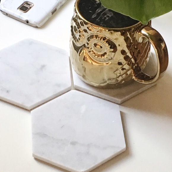 Large Carrara Marble & Cork Hexagon Coasters - Picture 2 of 4